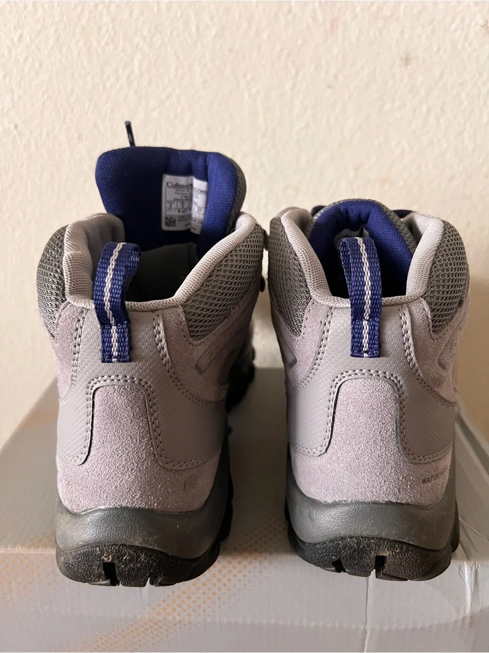 Columbia Light Gray and Blue Lace-Up Hiking Boots
